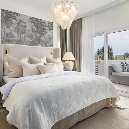 Royal Garden I - Puerto Banus *
